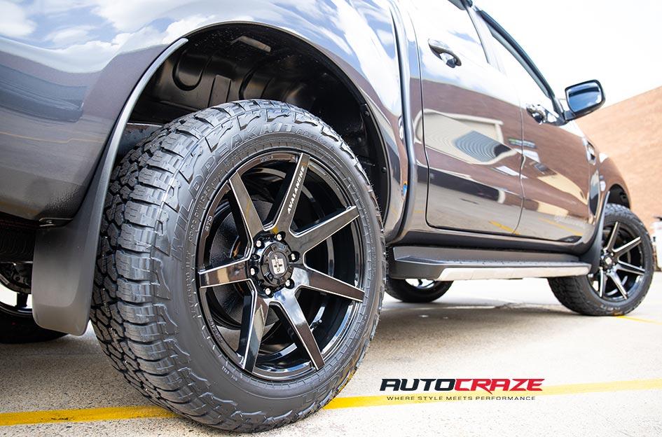 FORD RANGER AVALANCHE GLOSS BLACK MILLED ACCENTS